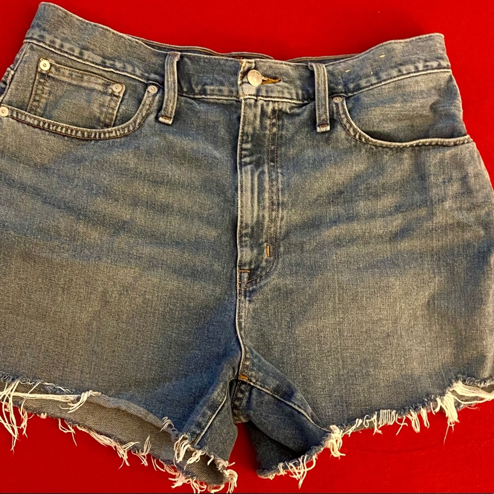 Madewell - The Momjean Short - size 32